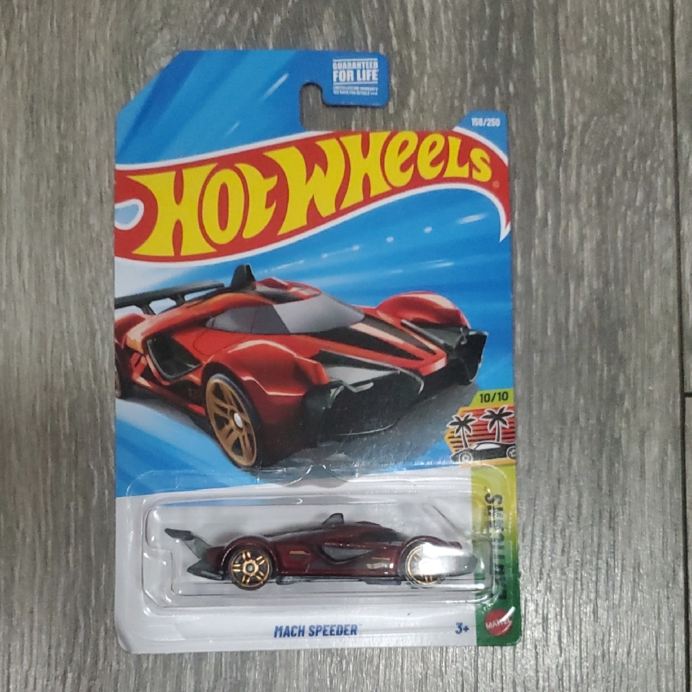 Mattel Hot Wheels Red and Black with Gold Wheels Mach Speeder